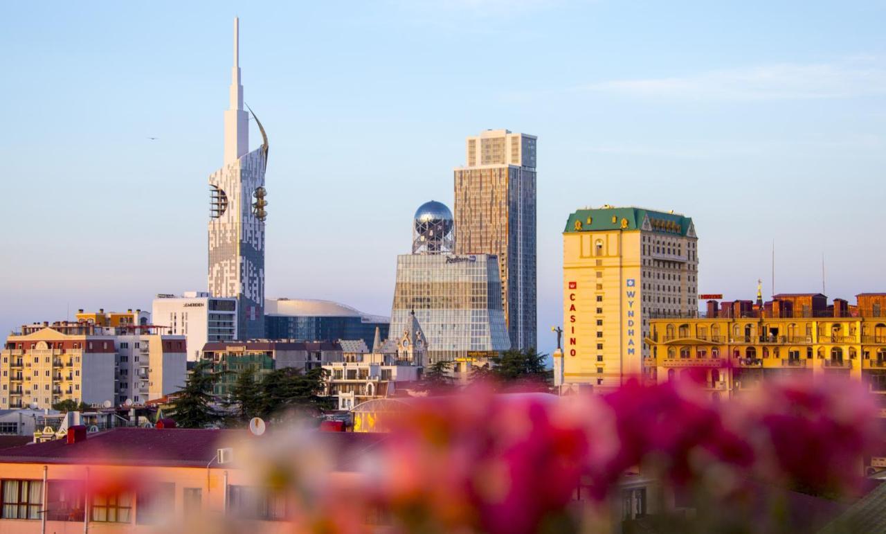 Luxury Room Batumi Bagian luar foto